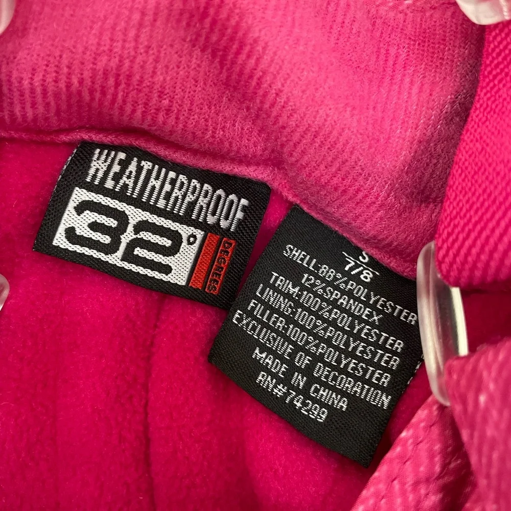 Weatherproof snowboard or